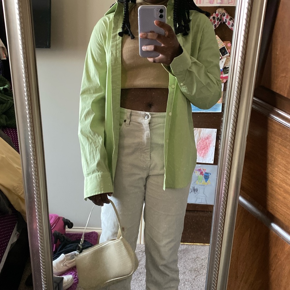 oversized green shirt
